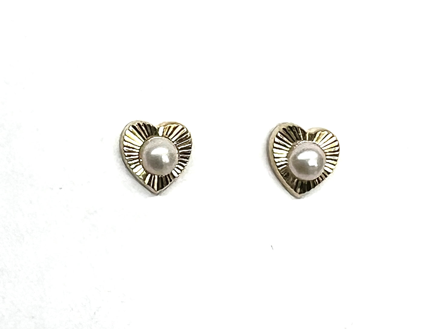 14K Pearl Heart Stud Earrings