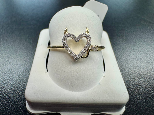 14K Sinful Corazón Diamond Ring
